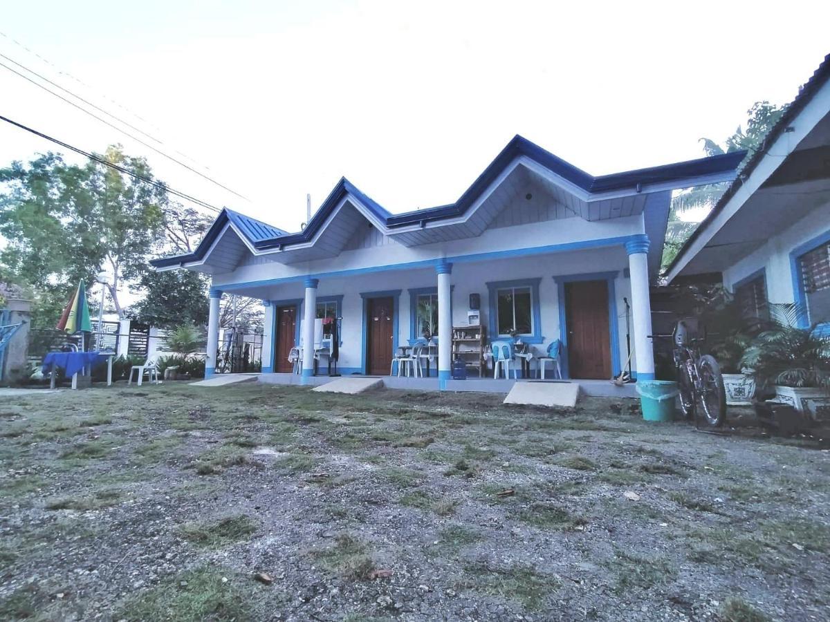Jah'S Anemone Dive Guesthouse Moalboal Exterior photo