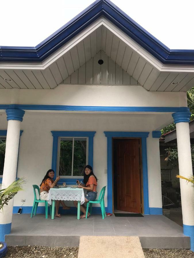 Jah'S Anemone Dive Guesthouse Moalboal Exterior photo